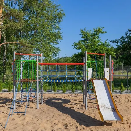 Z Tarasem I Parkingiem - Klimaty Baltyku By Renters דירה Dziwnów
